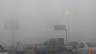 إغلاق محور وطرق بالصحراوي الغربي بأسيوط وبني سويف والسويس بسبب الشبورة