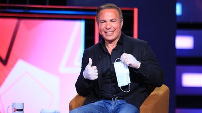 وصول أيمن يونس ممثلًا عن نادي الزمالك في اجتماع اتحاد الكرة (صور)