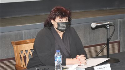 بحضور أشرف زكي ومجدي صابر.. وزيرة الثقافة تجتمع برؤساء الهيئات والقطاعات لوضع منهجية العمل مرحليًا ومستقبليًا