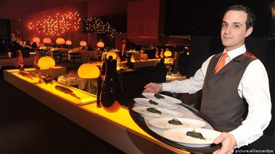 المنشآت السياحية: تفتيشات مفاجئة من الضرائب والجمارك والشرطة لتطبيق حظر احتفالات رأس السنة  (بيان)