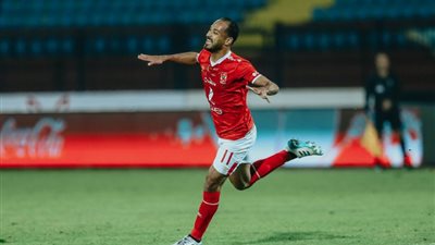 وليد سليمان يعود لتشكيل الأهلي الأساسي غدًا أمام دجلة