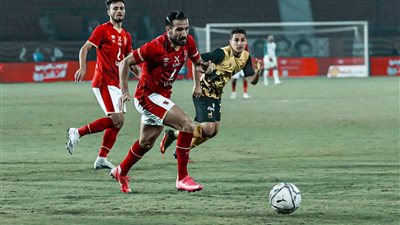 60 دقيقة.. عبد المنصف يحرم علي معلول من تسجيل هدف الأهلي الأول