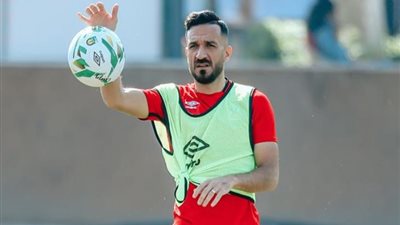 محمد محمود يهنئ علي معلول بعيد ميلاده