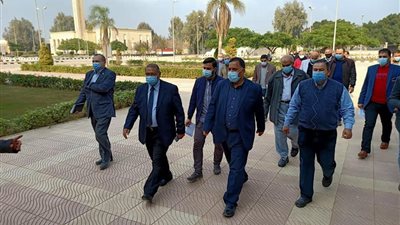 رسلان يتابع آخر تطورات مشروع محطة قطارات بشتيل