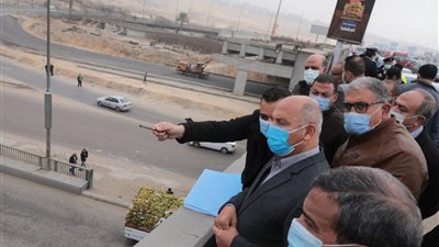 وزير النقل: اتخاذ الإجراءات الاحترازية اللازمة لمواجهة فيروس كورونا في مواقع العمل