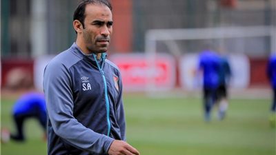 سيد عبد الحفيظ ملك أزمات الحكام في الأهلي