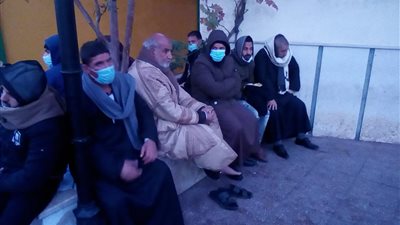 وصول الطائرة التي تقل جثمان المدرس المقتول على يد طالب سعودي إلى مطار القاهرة