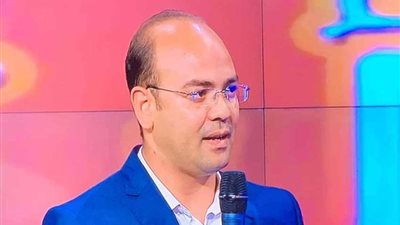 20 ألف جنيه راتبًا شهريا لطبيب الأهلي الجديد