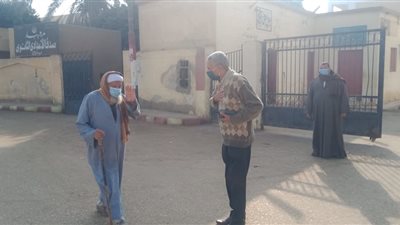 في أول يوم لتطبيق الغرامة.. حملات تفتيش ومتابعة ميدانية لتطبيق غرامة على المخالفين بأسيوط (صور)