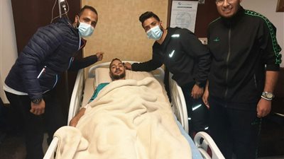 محمود صلاح يجري جراحة الرباط الصليبي