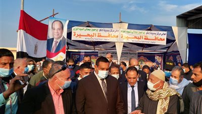 بتكلفة 11 مليون جنيه.. افتتاح مجمع مواقف السيارات الجديد في إدكو بالبحيرة