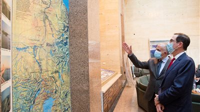 وزير الري يسقبل وزير الخزانة الأمريكي: نسعى لاتفاق قانوني عادل وملزم حول سد النهضة (صور)