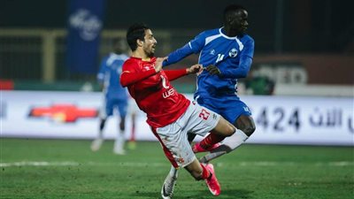 حضور جماهيري في مواجهة الأهلي وبطل النيجر (صور)