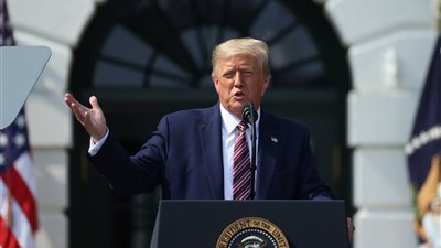 ترامب يطالب بنس بإعادة فرز نتائج انتخابات الرئاسة الأمريكية: 