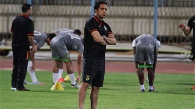 إصابة محمد عبد الواحد مدرب دجلة بفيروس كورونا
