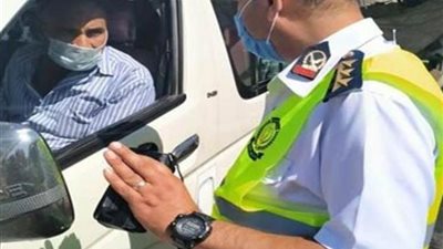 الداخلية: ضبط 15 ألف شخص خالفوا قرار الوزارء بارتداء الكمامة لمواجهة كورونا