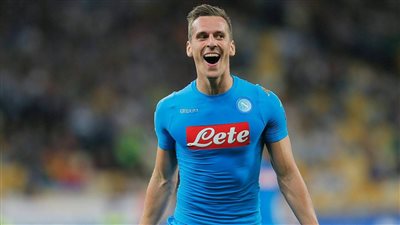 يوفنتوس يسعى للتعاقد مع مهاجم نابولي بشكل مجانٍ