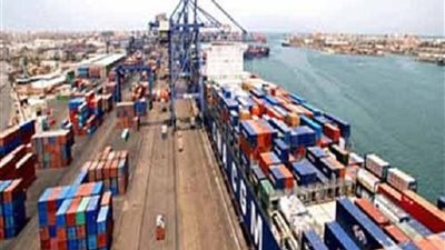 جمارك سفاجا تضبط محاولة تهريب عدد من الشيش والسجائر الإلكترونية