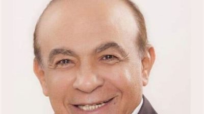 منير مكرم: بدء عملية غُسل جثمان هادي الجيار بمستشفى الهرم (خاص)