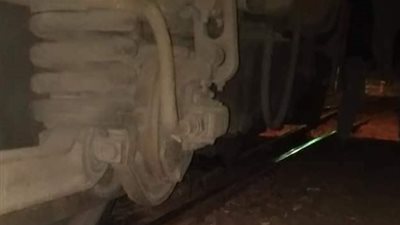 مصدر أمني: لا إصابات في خروج جرار قطار محطة شنوان عن القضبان