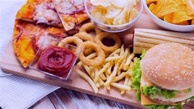 طبيبة روسية تحذر من تناول أطعمة خطيرة في فترة انتشار كورونا