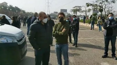 هشام ماجد يحرص على حضور جنازة هادي الجيار