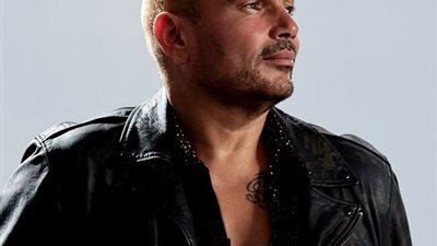 عمرو دياب يقيم حفلًا في دبي