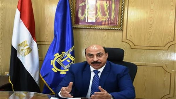 محافظ أسوان