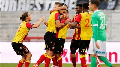 ليفربول يستقر على التعاقد مع مدافع لانس الفرنسي