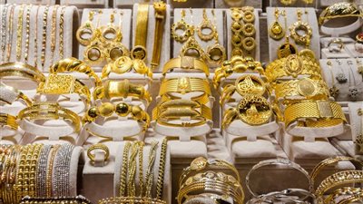 تراجع سعر جرام الذهب 21 بقدر 4 جنيهات مساء اليوم الثلاثاء