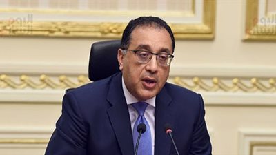 رئيس الوزراء يحضر التدريبات النهائية للمنتخب المصري لكرة اليد باستاد القاهرة