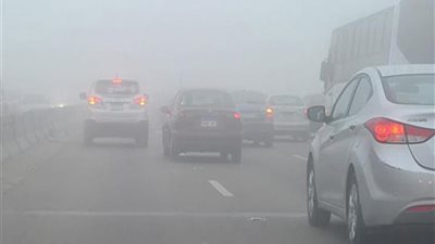 كيف تقود سيارتك في الشبورة؟.. مدير إدارة مرور الإسماعيلية يجيب 