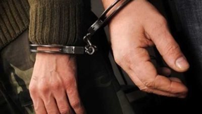 ضبط شخص بتهمة تزوير محررات رسمية وتقليد أختام حكومية بالجيزة