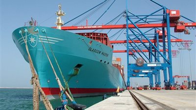 إغلاق ميناء السويس بسبب سوء الأحوال الجوية وشدة الرياح