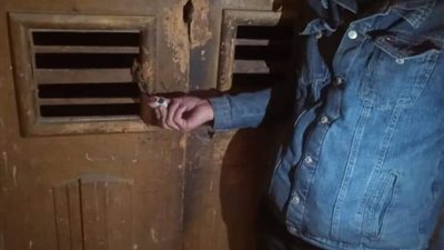 لمنع انتشار كورونا.. تشميع سنتر دروس في 