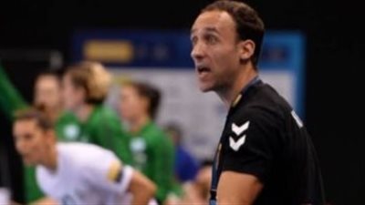 مدرب منتخب اليد يكشف سبب غياب الأحمر عن مباراة تشيلي في افتتاح المونديال