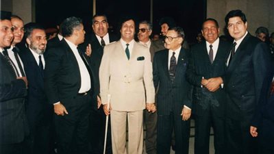 أحمد قذافي الدم ينعى صفوت الشريف: 