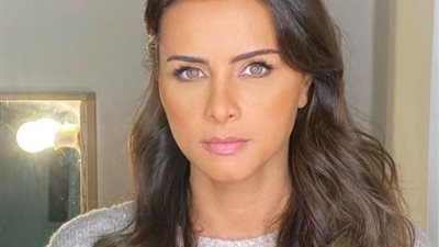 نور اللبنانية تنشر صورة من كواليس تصوير 