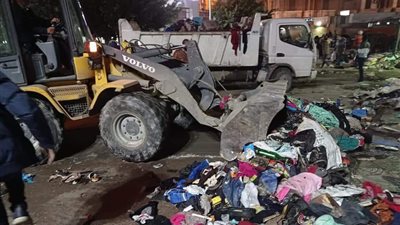 إزالة أكبر سوق بالإسكندرية بميدان محطة مصر خلال حملة مكبرة