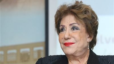 سميحة أيوب أثناء تكريمها في مهرجان 