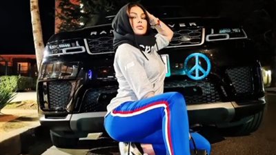 بلوك رياضي وغطاء على الرأس.. أحدث ظهور لهيفاء وهبي (صور)