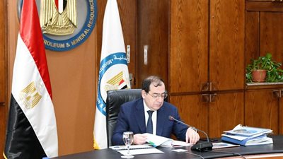 وزير البترول: توصيل الغاز الطبيعي لـ2 مليون وحدة سكنية و60 منطقة لأول مرة