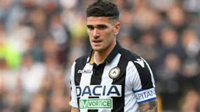 ليفربول يُجري اتصالات مكثفة مع أودينيزي لخفض قيمة 