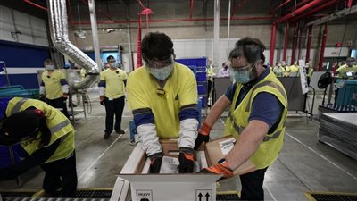 المغرب يعلن تأخر وصول الجرعات الأولى من لقاح 