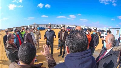 محمود الخطيب يتفقد أعمال التشييد بفرع التجمع الخامس (صور)