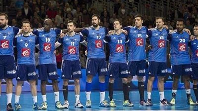 فرنسا تفوز على سويسرا وتتصدر المجموعة الخامسة