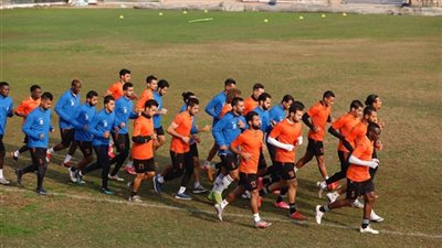 فريق البنك الأهلي يواصل تدريباته اليوم استعدادا لمواجهة إنبي 