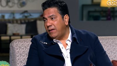 نقل الملحن حسن دنيا لمستشفى العزل بالهرم (صورة)