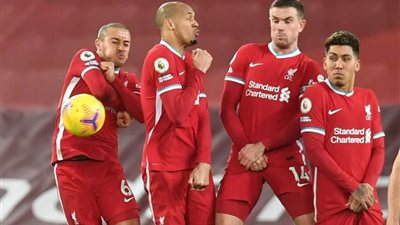 ليفربول يتعادل سلبيا أمام بيرنلي في الشوط الأول