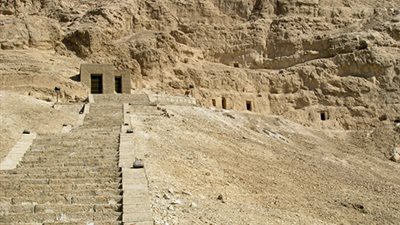 تعرف على أسماء المقابر التي سيتم افتتاحها للزيارة خلال الفترة المقبلة (خاص)